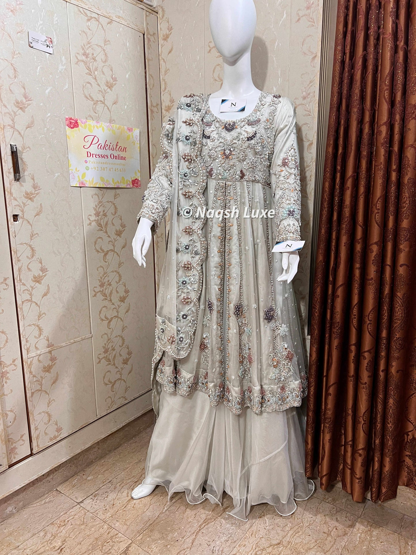 Majestic 3D flowers Dress