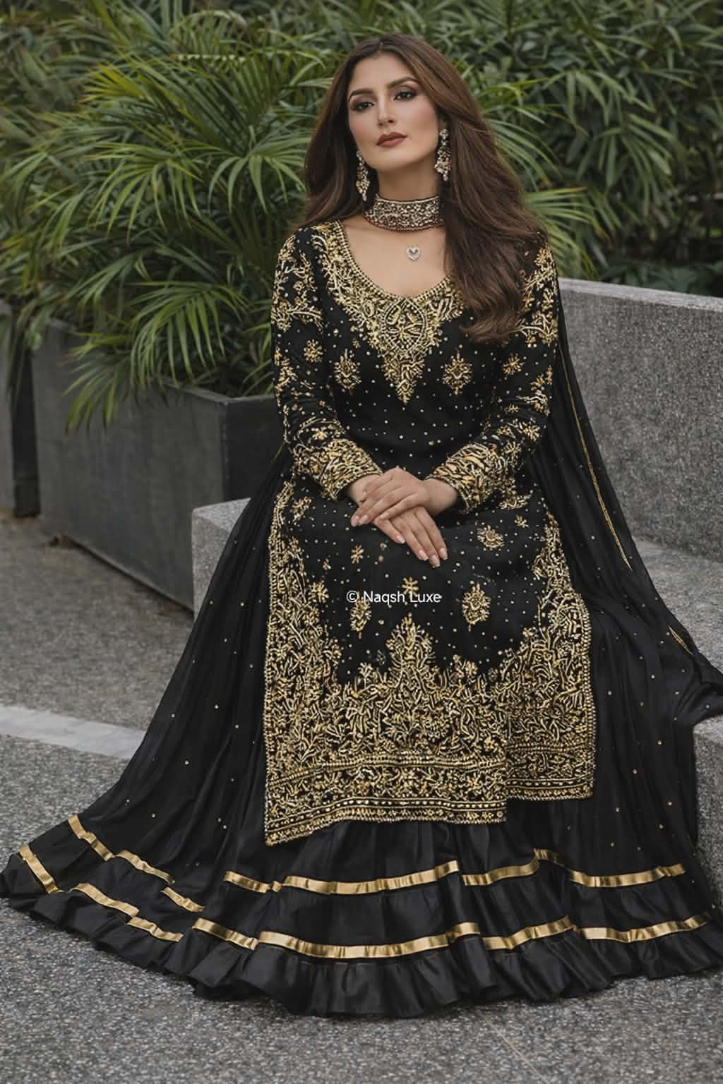 Zareen Emberline - Jet Black