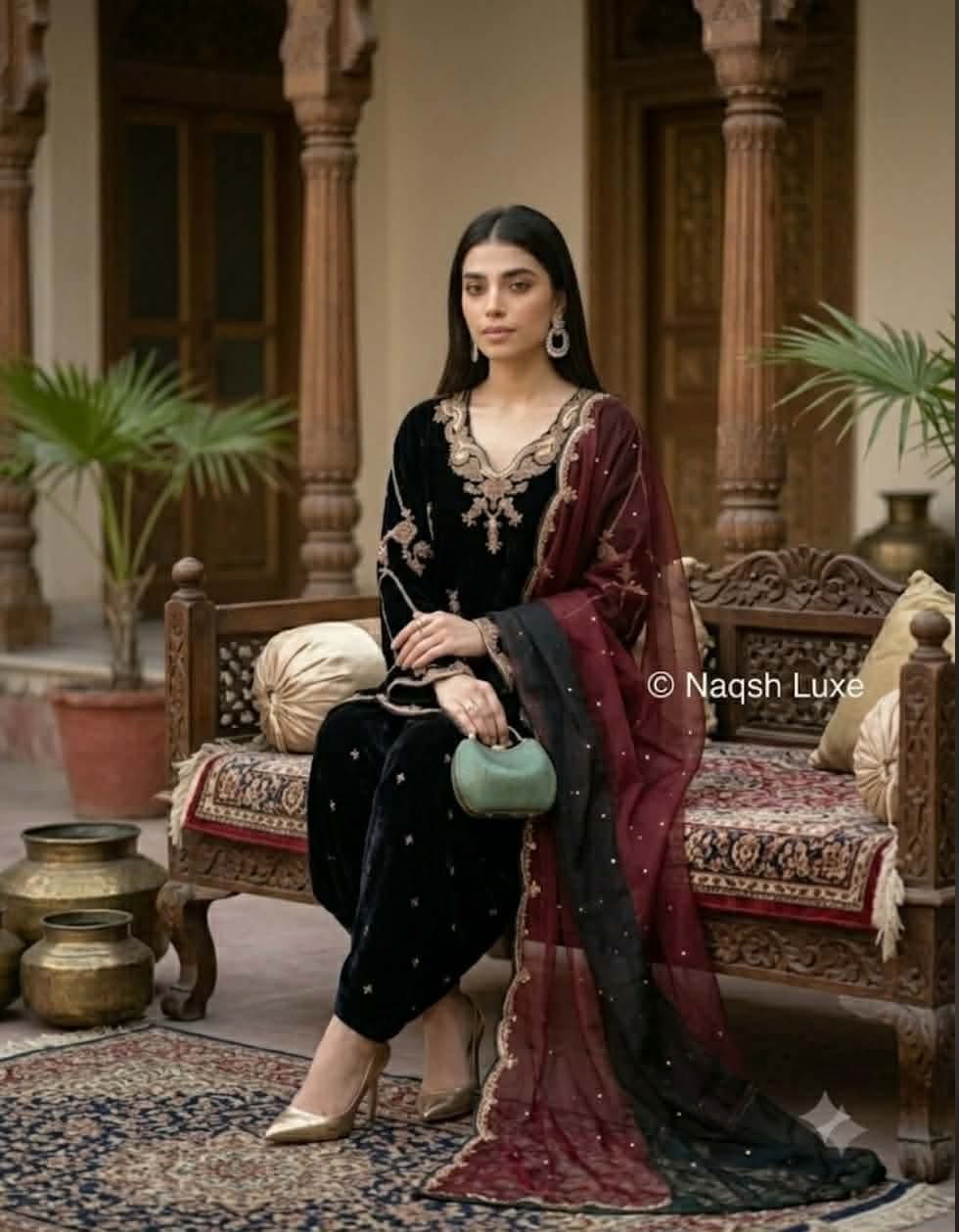 Regal Noir